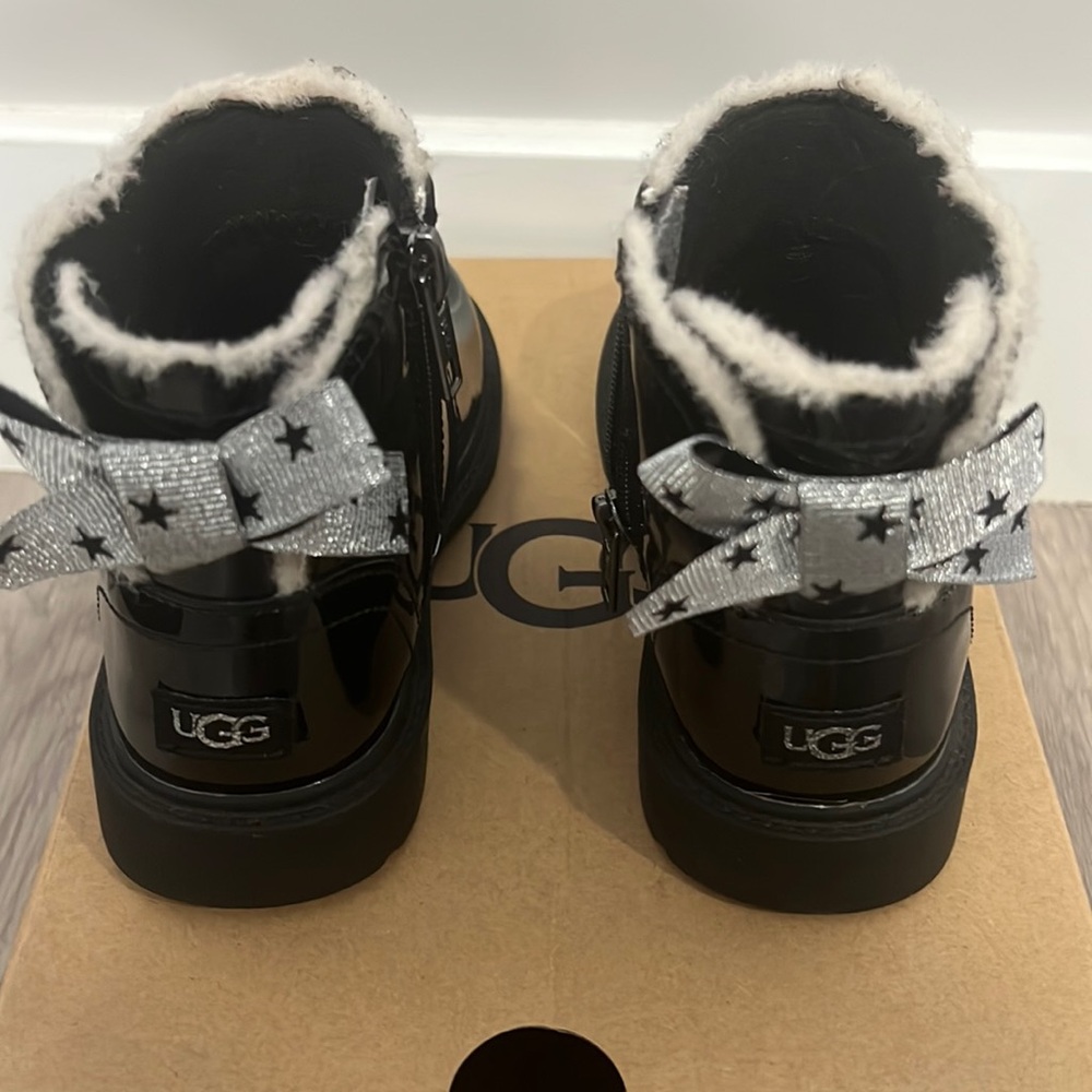 Ugg girls leather boots